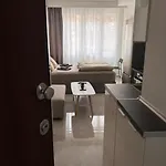 Urban Nest * سالونيك