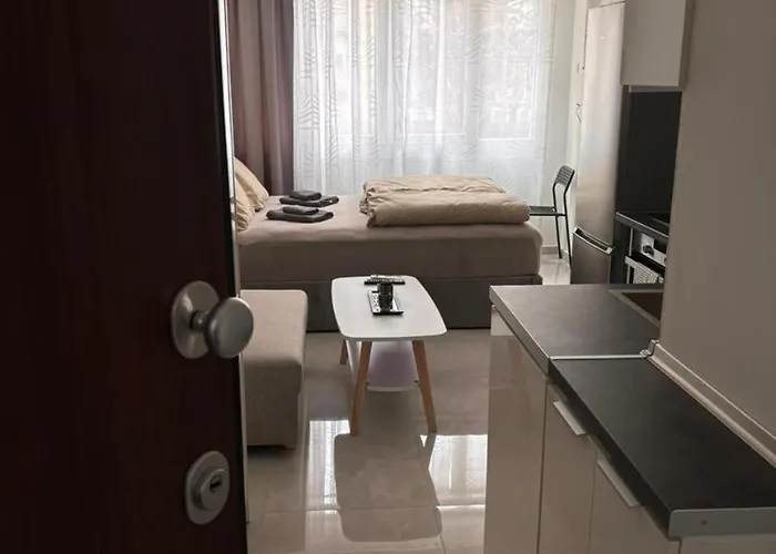 Urban Nest * 塞萨洛尼基